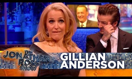 Gillian Anderson Talks David Beckham, Fish Love, and Dating on “The Jonathan Ross Show