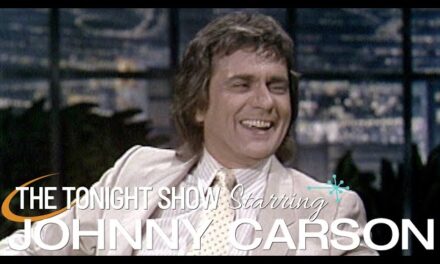 Dudley Moore Shines as Musician, Actor, and Comedian on The Tonight Show Starring Johnny Carson