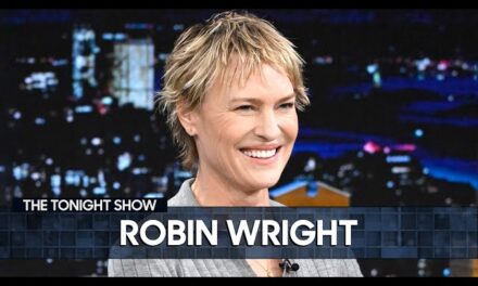 Robin Wright Charms Jimmy Fallon and Reveals Anecdotes on The Tonight Show