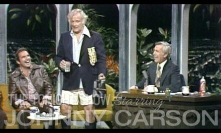 Art Carney’s Hilarious Wardrobe Malfunction on The Tonight Show with Johnny Carson