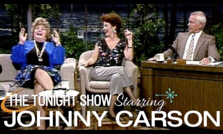 Johnny Carson’s Memorable Moment with Shelley Winters and Annie Potts on The Tonight Show