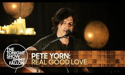 Pete Yorn Serenades Jimmy Fallon’s Audience with “Real Good Love” on The Tonight Show