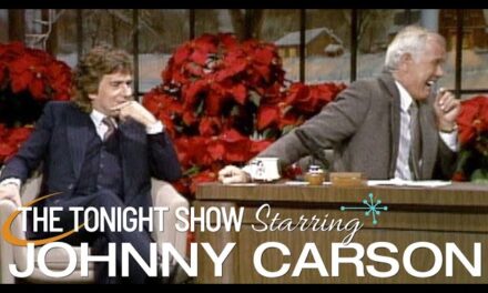 Dudley Moore’s Stellar Debut on The Tonight Show with Johnny Carson Delights Audience