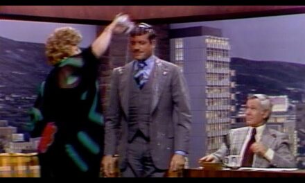 Shelly Winters Accidentally Spills Drink on Oliver Reed in “The Tonight Show” Episode