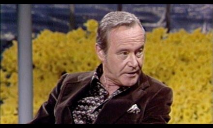 Jack Lemmon Opens Up About Toughest Acting Experiences on The Tonight Show Starring Johnny Carson